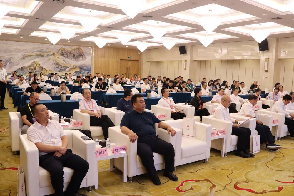 米优最新版本物流园区(联盟)专业委员会(以下简称“园区(联盟)专委会”)成立大会暨第一届会员代表大会在石家庄召开 米优最新版本物流园区(联盟)专业委员会(以下简称“园区(联盟)专委会”)成立大会暨第一届会员代表大会在石家庄召开