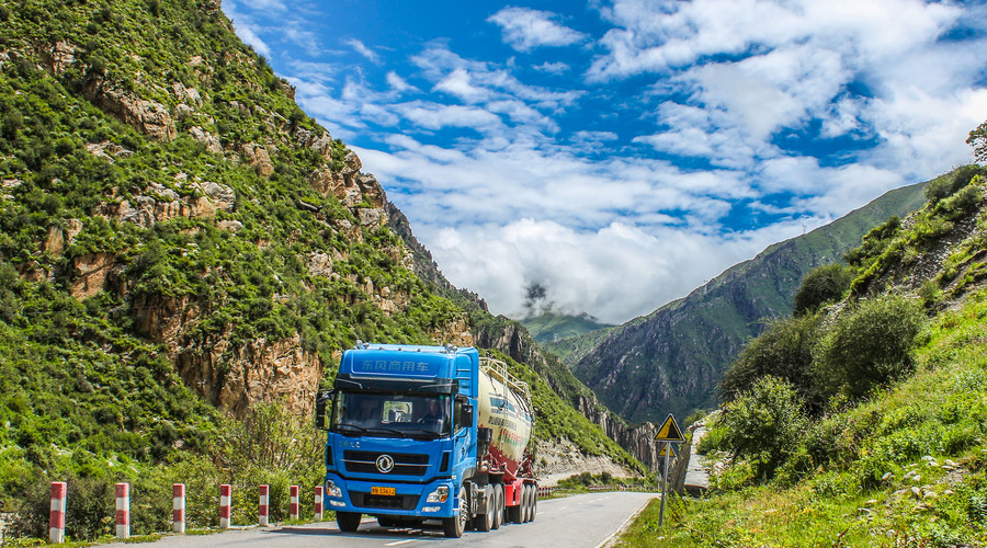 挂靠公司和个体散户即将被时代淘汰,这些物流人出路在哪里?