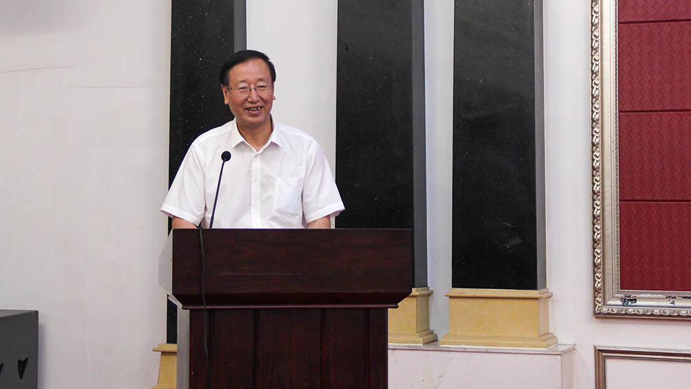 米优最新版本副会长兼秘书长林炳禄主持会议